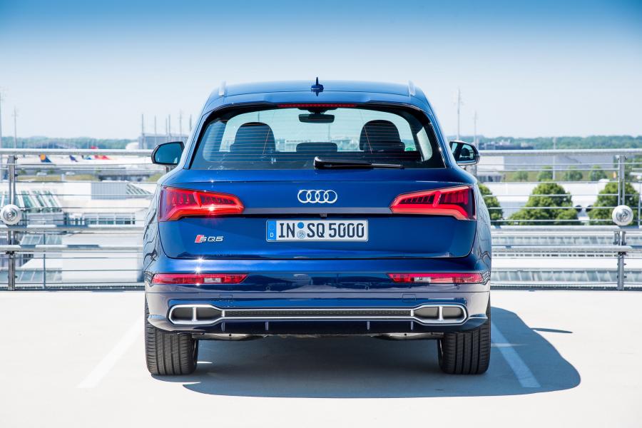  Audi SQ5 3.0 TFSI 2017 года  (WW) (фото 28 из 48)